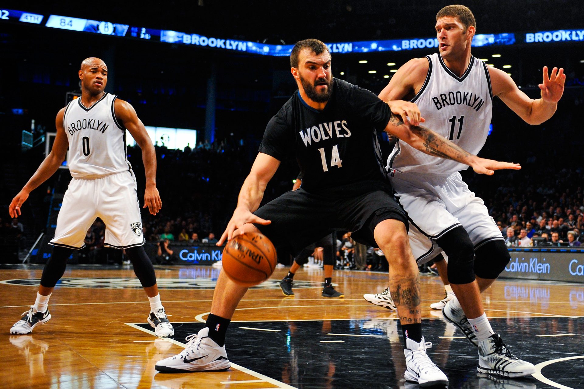 (5) Nikola Pekovic 