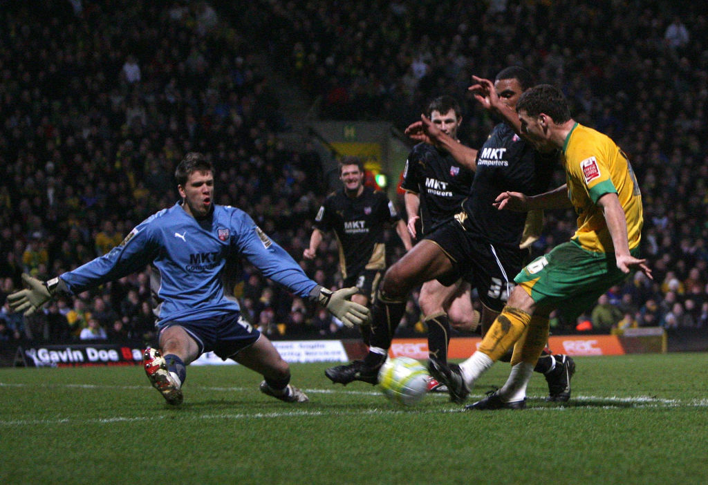 Wojciech Szczęsny at Brentford (2009–10)